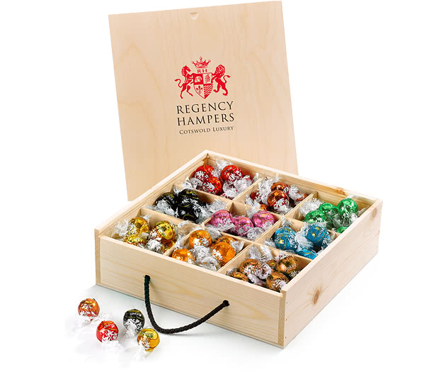 Christmas Confectionery Gift Box With Lindor Truffles